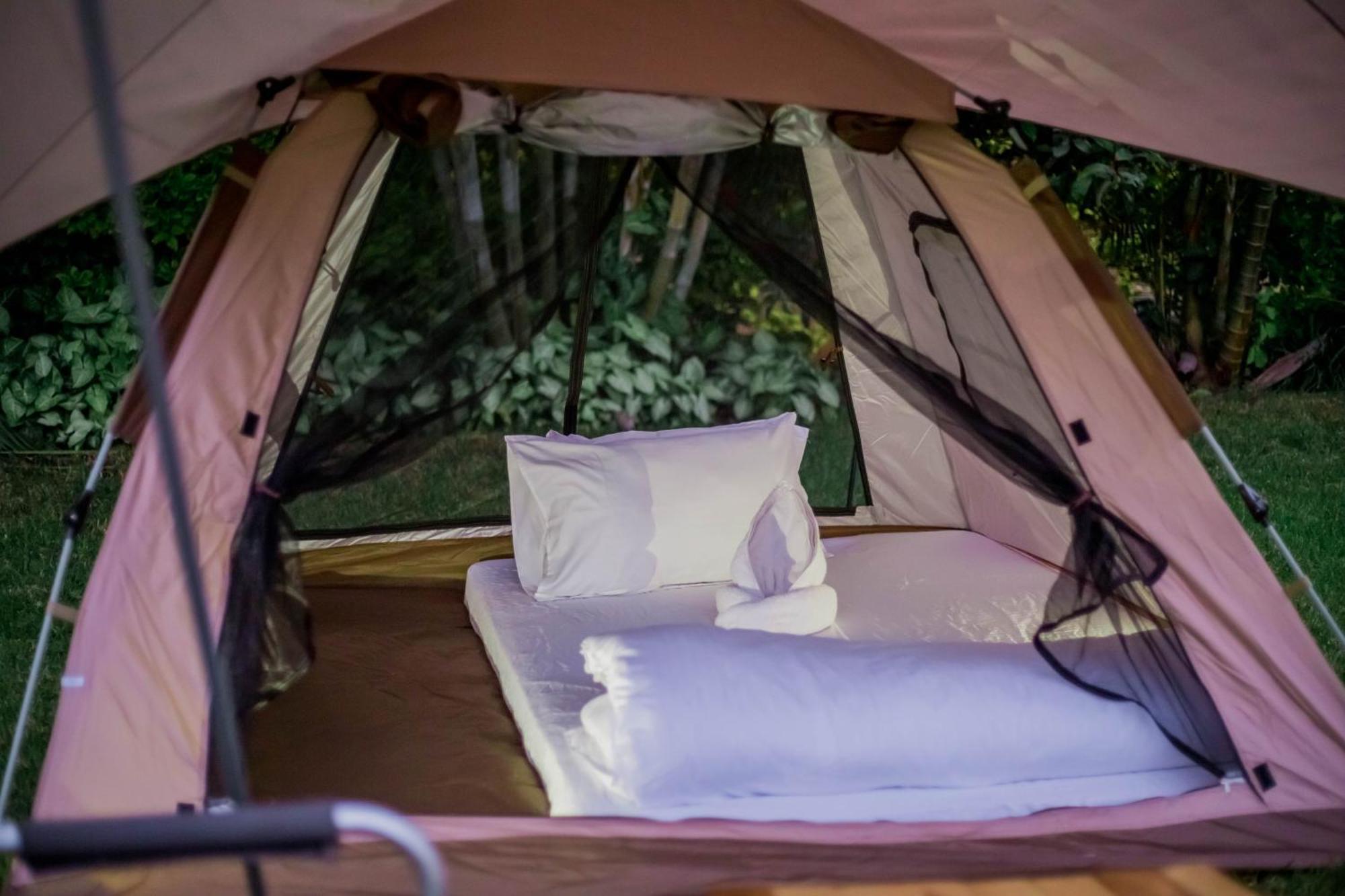 Shose Farmhouse Chalets & Campsite Моши Екстериор снимка